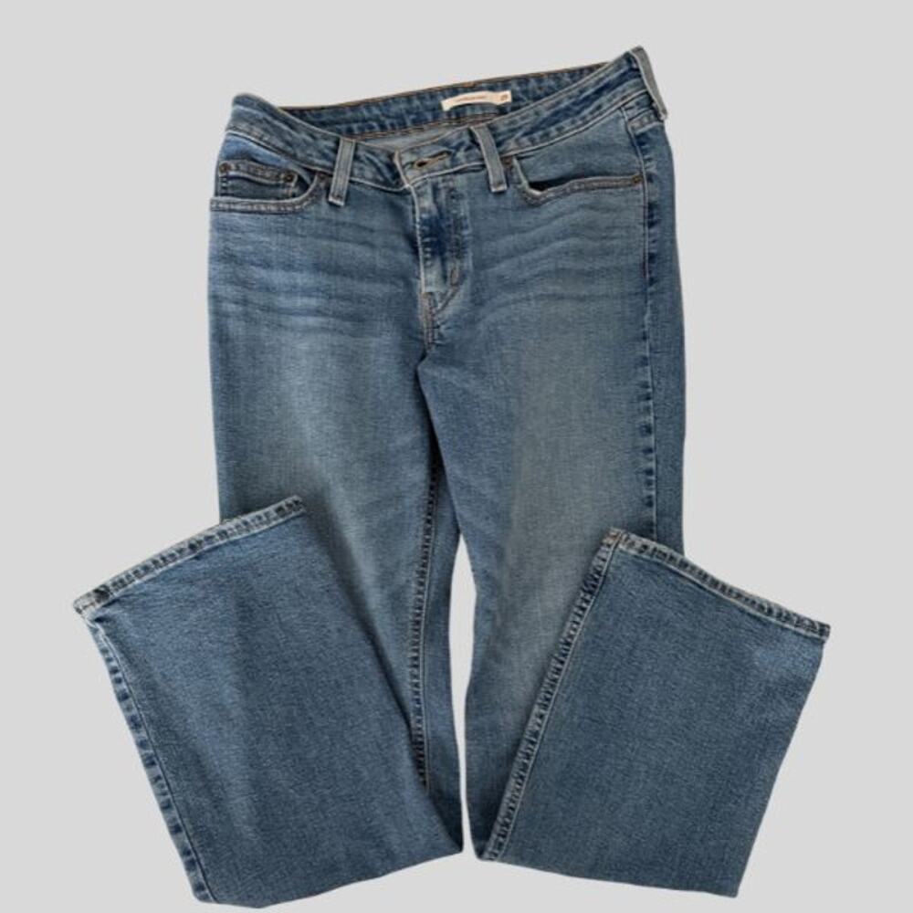 Levi Strauss Bootcut Jeans - Size 29x30 - Classic Mid-Rise Denim